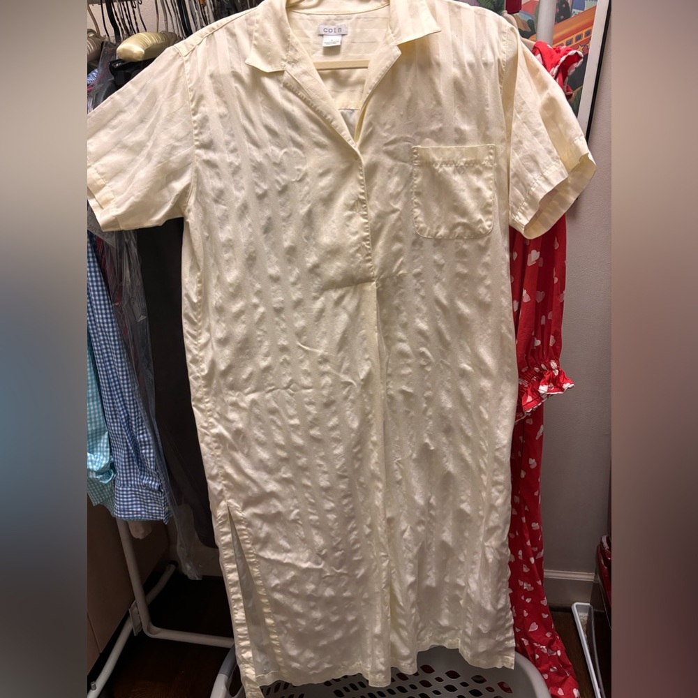 Dress robe